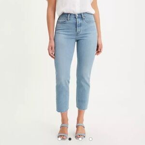 Levi’s Wedgie Straight Ankle Button Fly Jeans in Tango Hustle Medium Wash 25